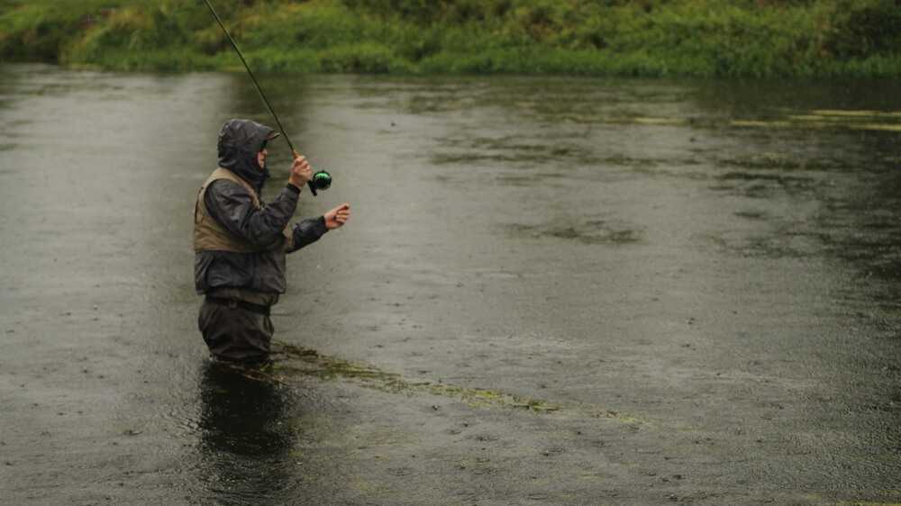 Jak łowić na rozlanej rzece