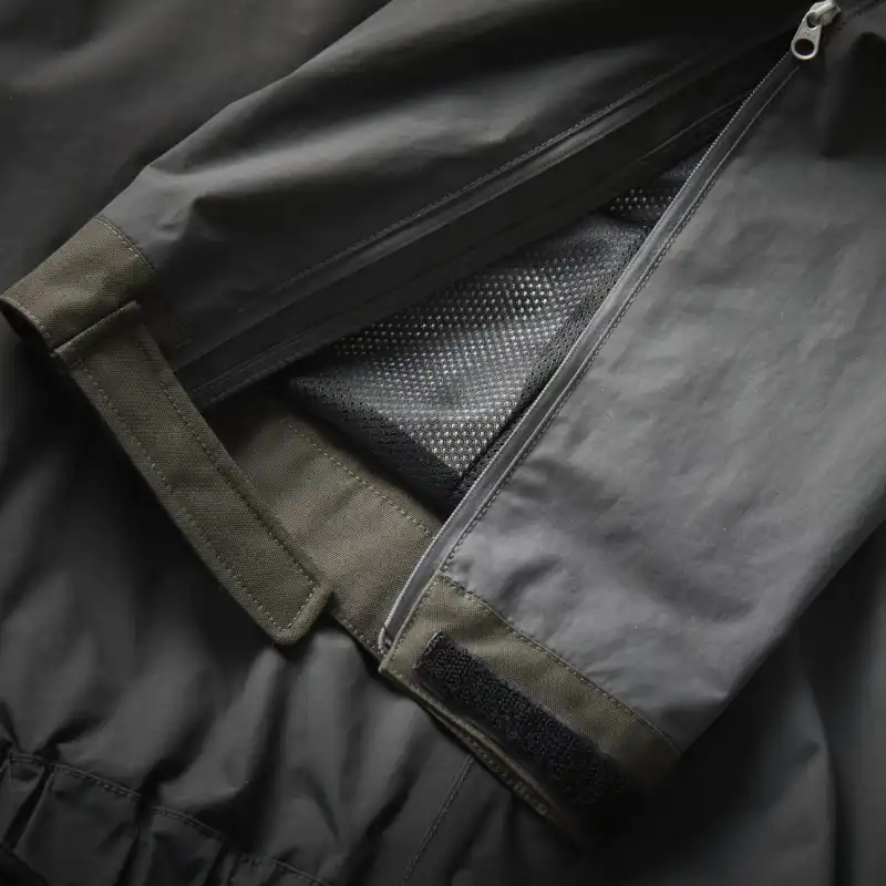 Geoff-Anderson-Dozer-Light-Urus-Light