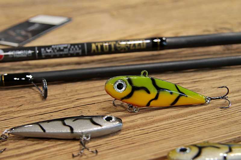 cięzki Wobler Cykada, wertykalny